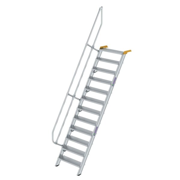 Treppe 60° Stufenbreite 800 mm 12 Stufen Aluminium geriffelt